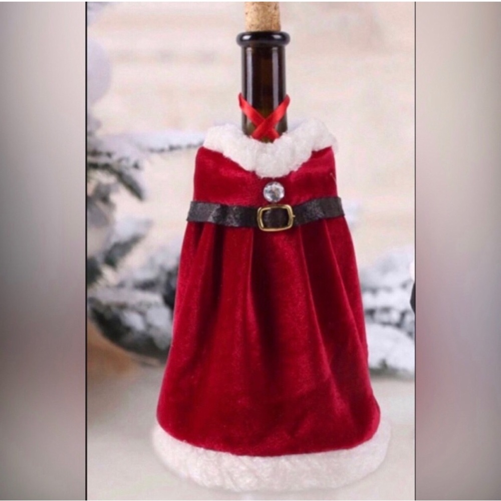 Santa Dress Wine Bottle Cover - Red & White Holiday Decor